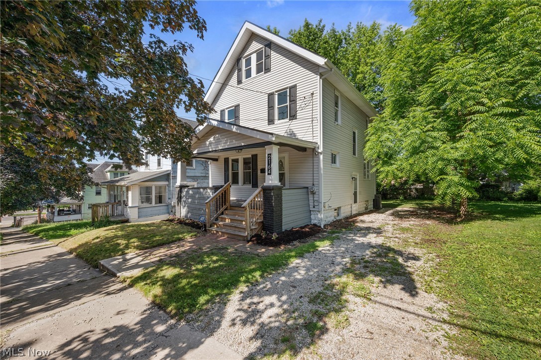 2164 11th Street SW Akron OH 44314