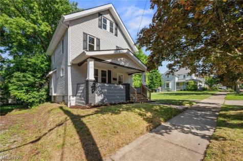 2164 11th Street SW Akron OH 44314