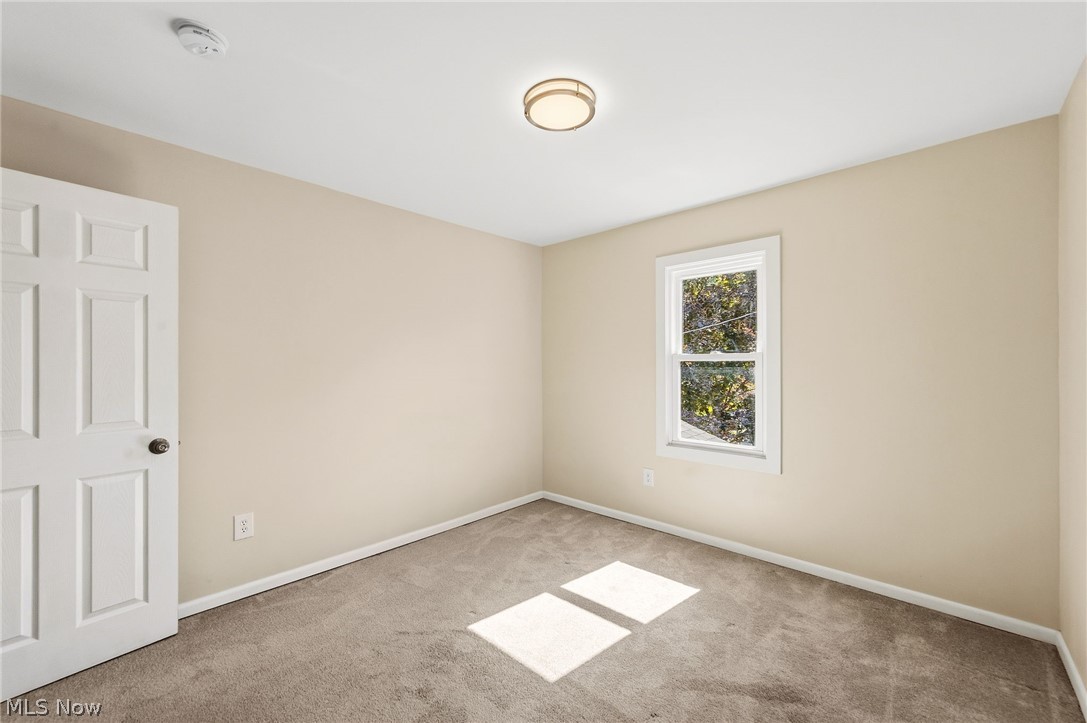 2164 11th Street SW Akron OH 44314