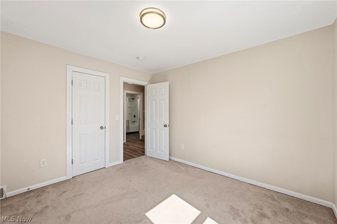 2164 11th Street SW Akron OH 44314