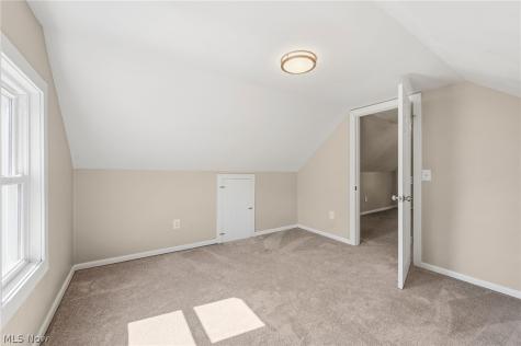 2164 11th Street SW Akron OH 44314