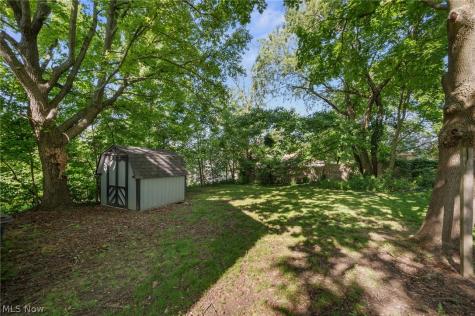2164 11th Street SW Akron OH 44314
