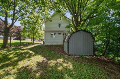 2164 11th Street SW Akron OH 44314