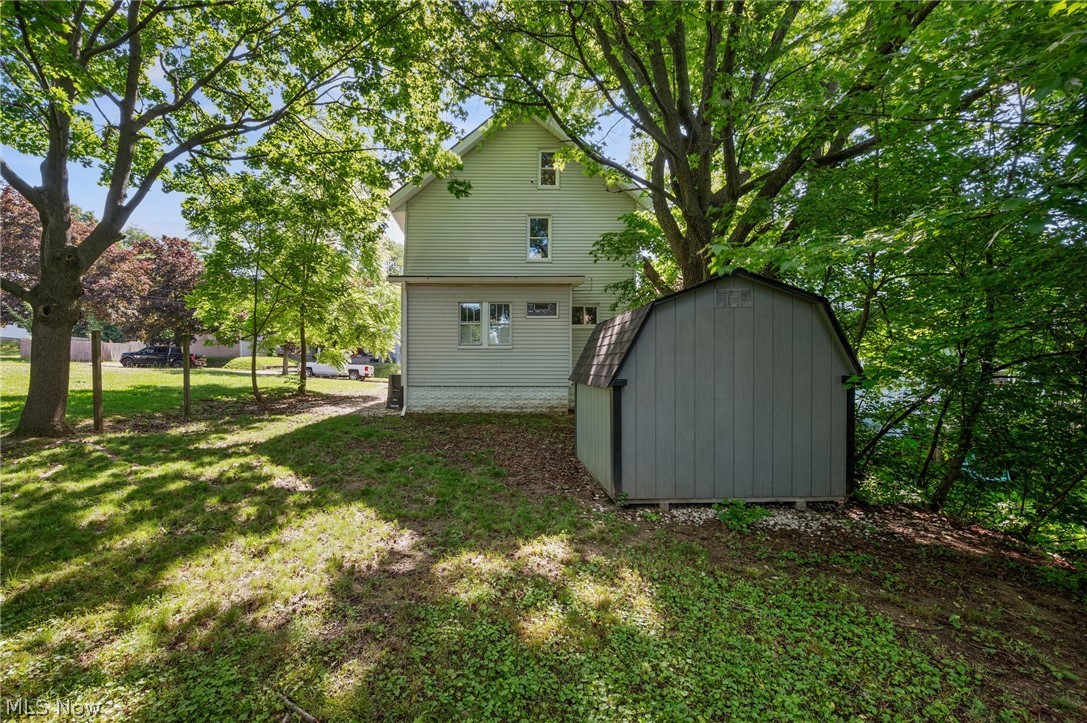 2164 11th Street SW Akron OH 44314