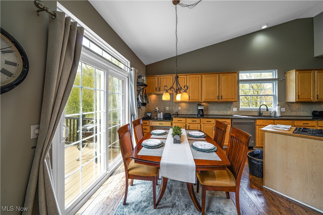 1005 W Parkway Boulevard Aurora OH 44202