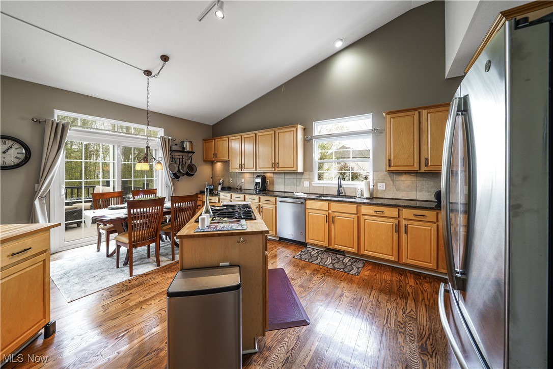 1005 W Parkway Boulevard Aurora OH 44202