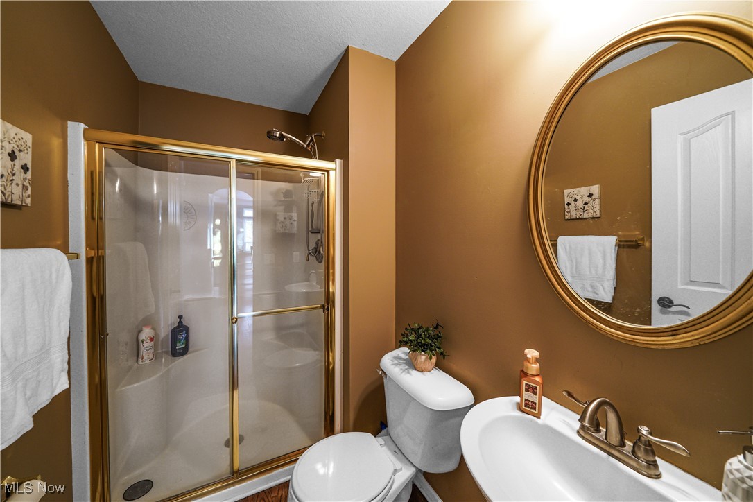 1005 W Parkway Boulevard Aurora OH 44202