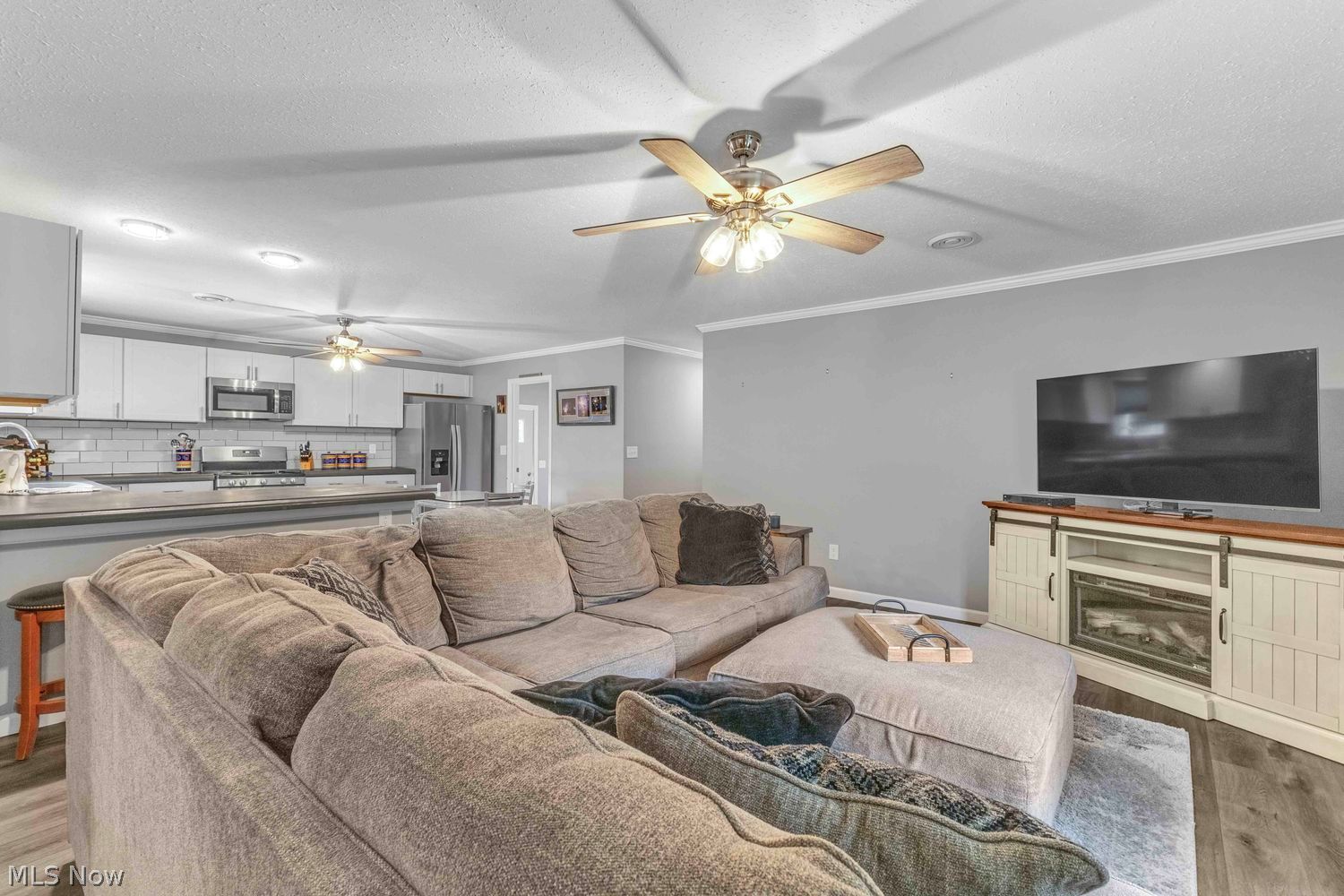 4951 E Lake Road Sheffield Lake OH 44054