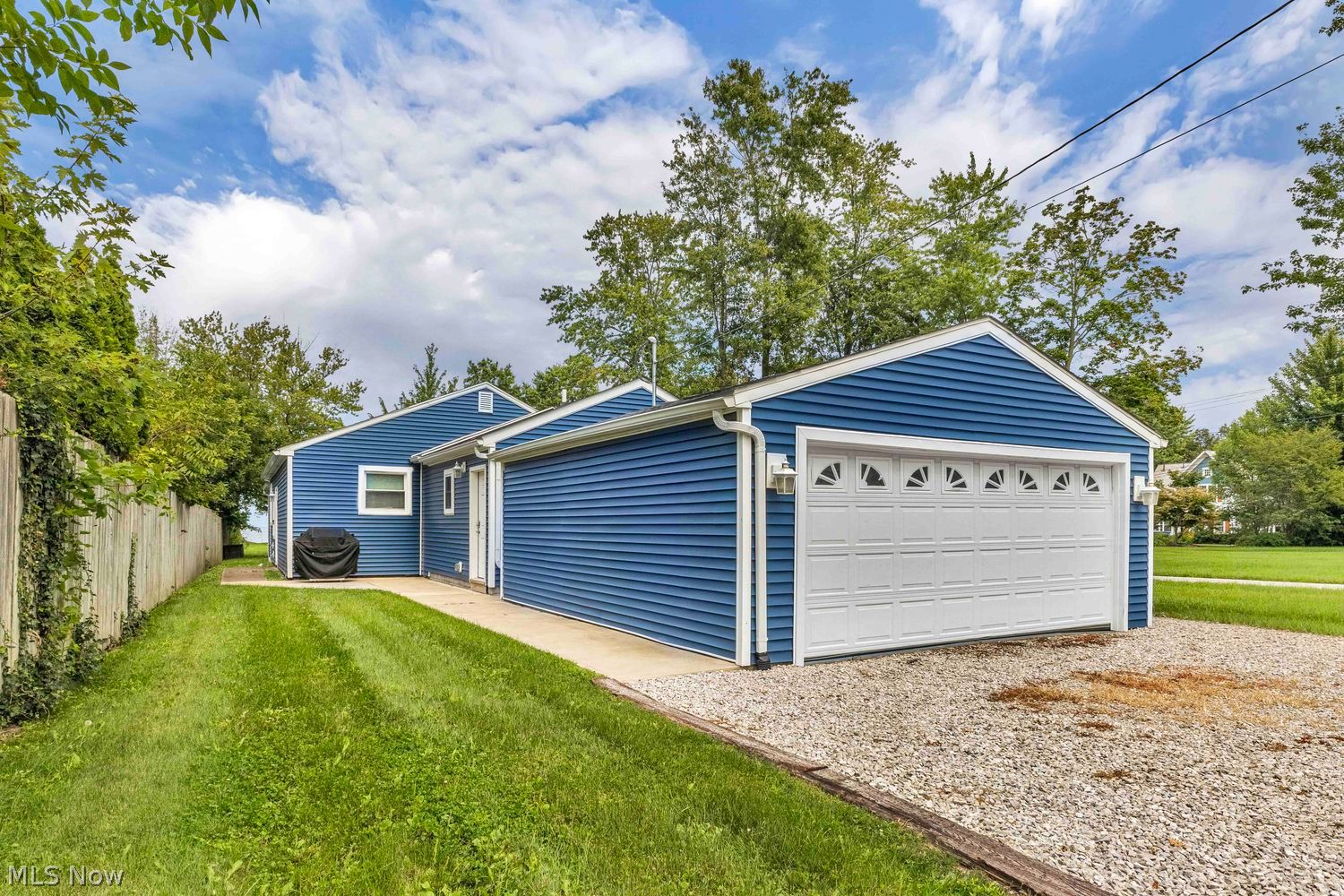 4951 E Lake Road Sheffield Lake OH 44054