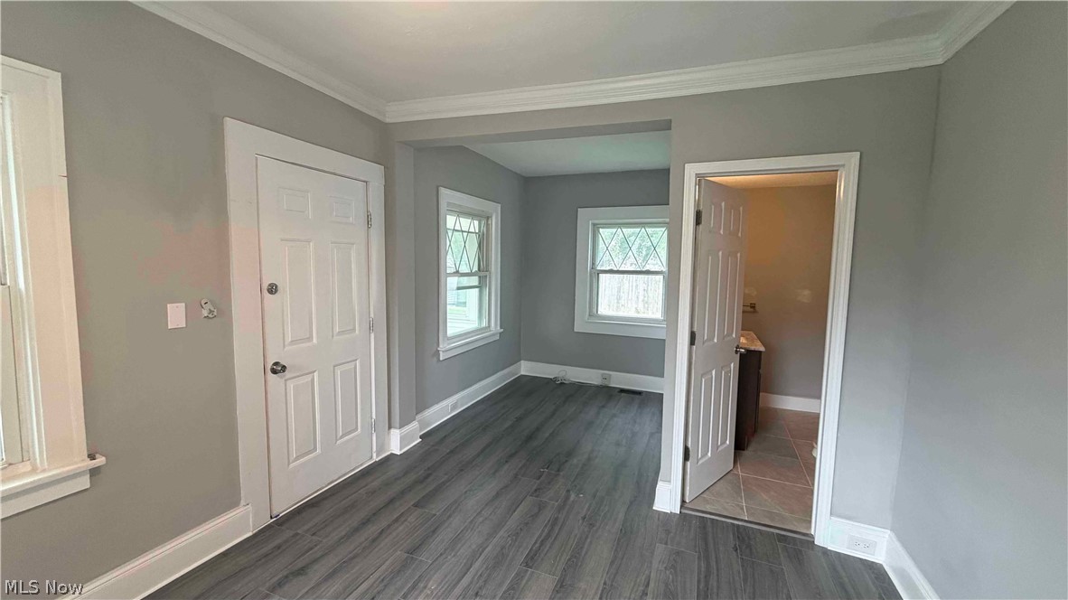 4711 W 147th Street Cleveland OH 44135