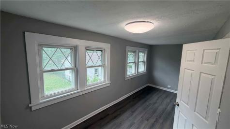 4711 W 147th Street Cleveland OH 44135