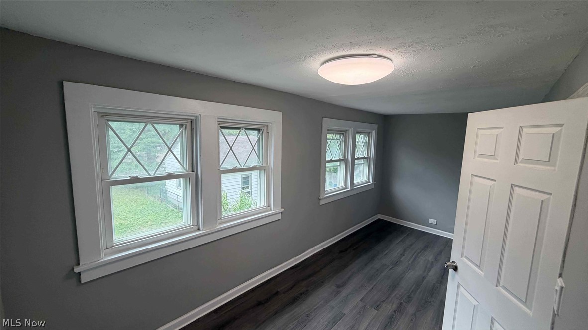 4711 W 147th Street Cleveland OH 44135