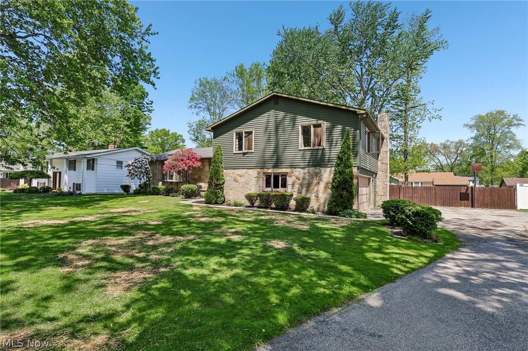 3329 S Maple Lane Ashtabula OH 44004