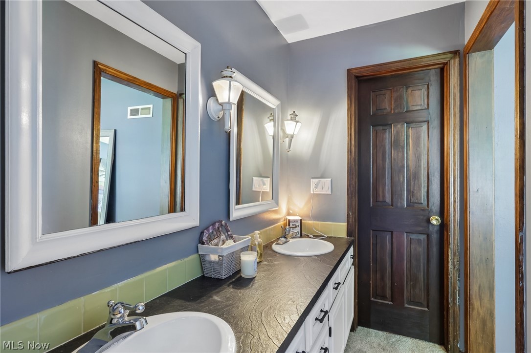 3329 S Maple Lane Ashtabula OH 44004
