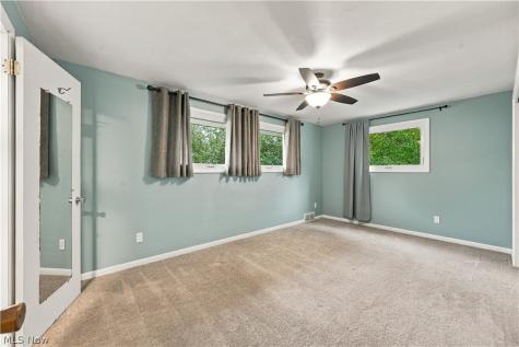 622 Summit Street SE North Canton OH 44720