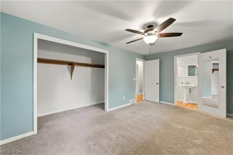 622 Summit Street SE North Canton OH 44720