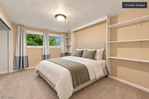 622 Summit Street SE North Canton OH 44720