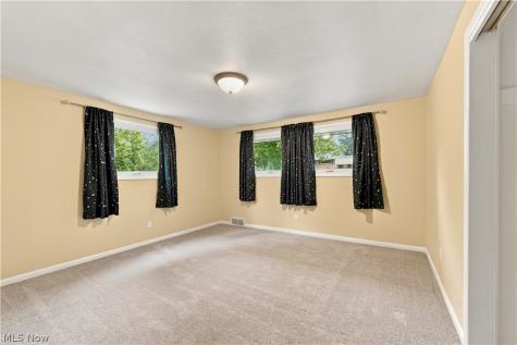 622 Summit Street SE North Canton OH 44720
