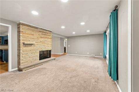 622 Summit Street SE North Canton OH 44720