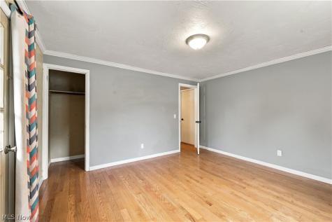 622 Summit Street SE North Canton OH 44720