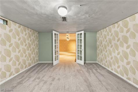 622 Summit Street SE North Canton OH 44720