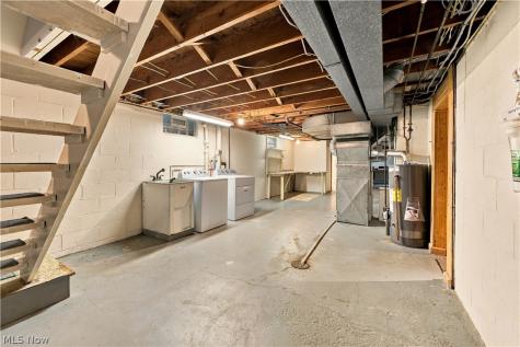 622 Summit Street SE North Canton OH 44720