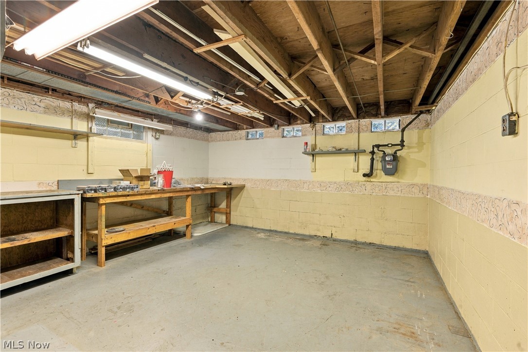 622 Summit Street SE North Canton OH 44720