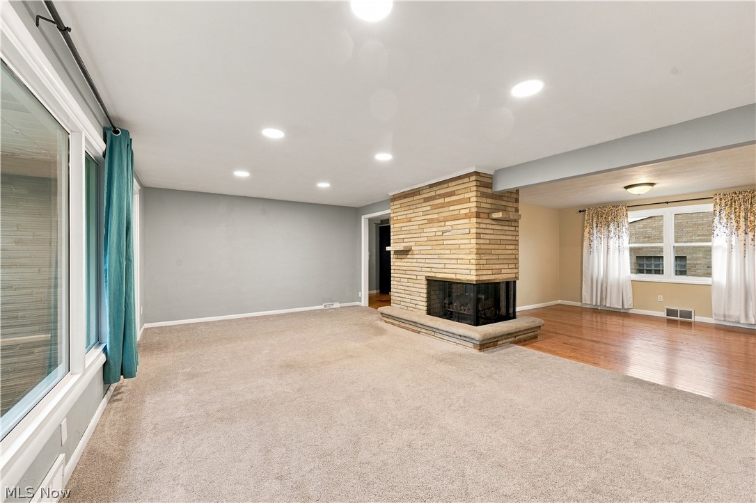 622 Summit Street SE North Canton OH 44720