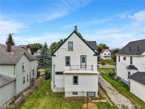 1768 E 31st Street Lorain OH 44055