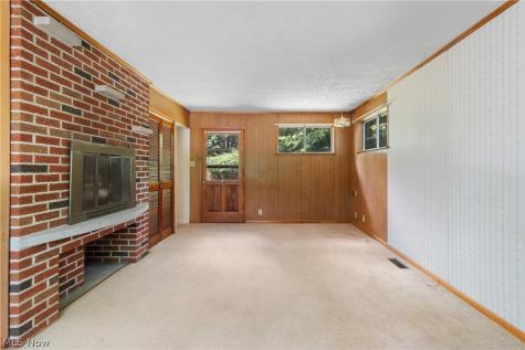 353 Southeast Avenue Tallmadge OH 44278