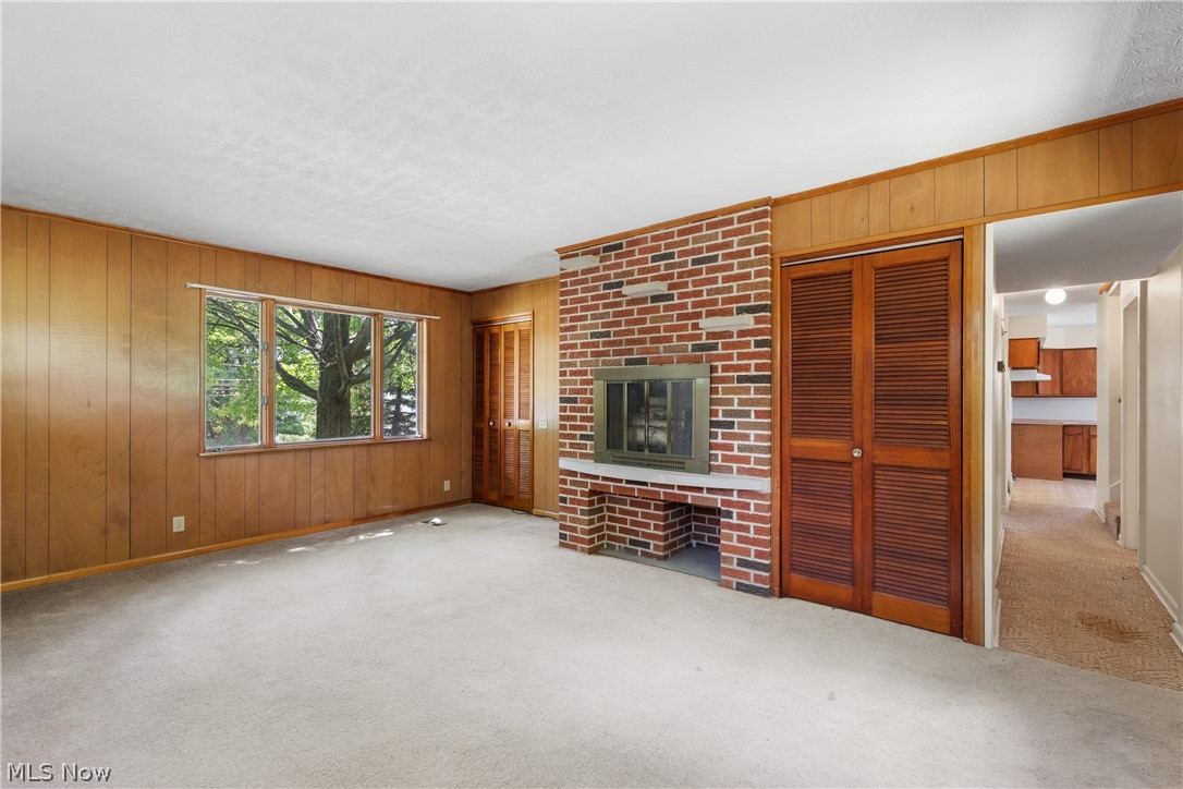 353 Southeast Avenue Tallmadge OH 44278