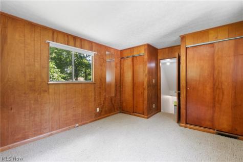 353 Southeast Avenue Tallmadge OH 44278