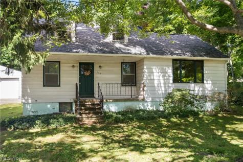 353 Southeast Avenue Tallmadge OH 44278