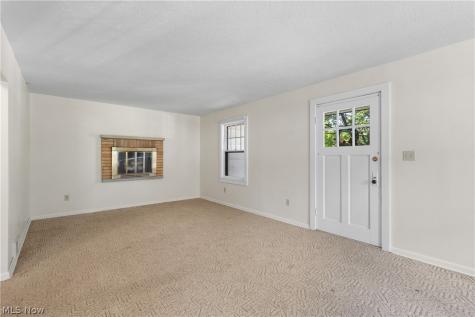 353 Southeast Avenue Tallmadge OH 44278