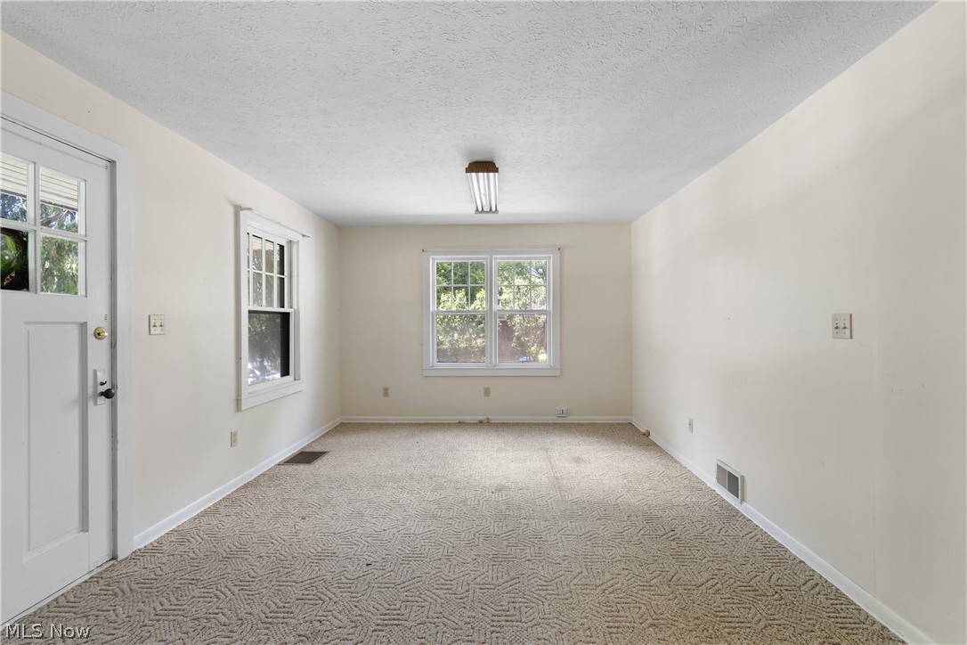 353 Southeast Avenue Tallmadge OH 44278