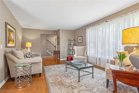 166 Glenview Drive Avon Lake OH 44012