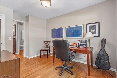 166 Glenview Drive Avon Lake OH 44012
