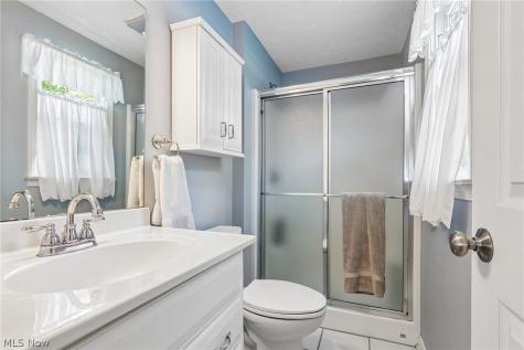 166 Glenview Drive Avon Lake OH 44012