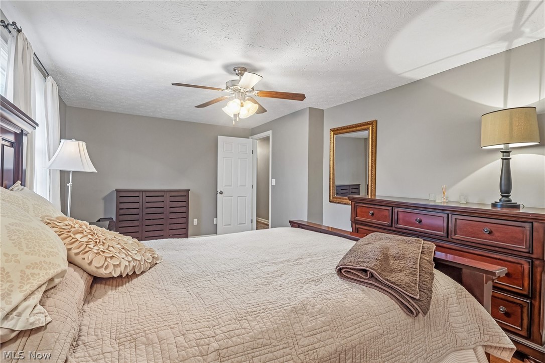 166 Glenview Drive Avon Lake OH 44012