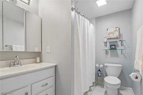 166 Glenview Drive Avon Lake OH 44012