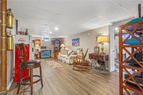 166 Glenview Drive Avon Lake OH 44012