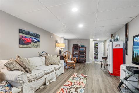 166 Glenview Drive Avon Lake OH 44012