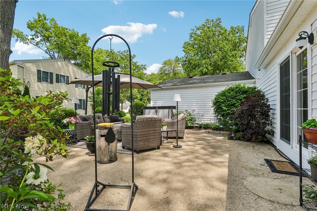 166 Glenview Drive Avon Lake OH 44012