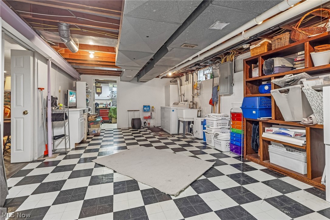 166 Glenview Drive Avon Lake OH 44012