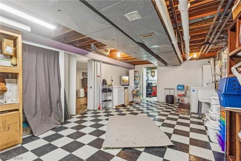 166 Glenview Drive Avon Lake OH 44012