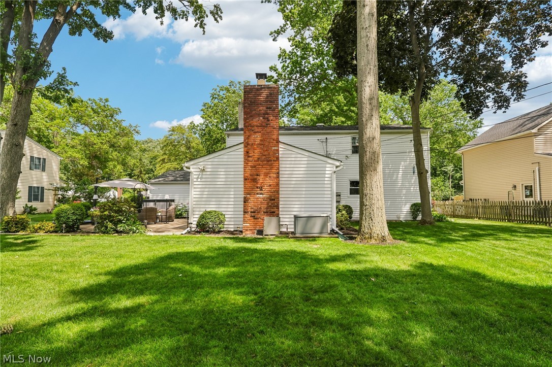 166 Glenview Drive Avon Lake OH 44012
