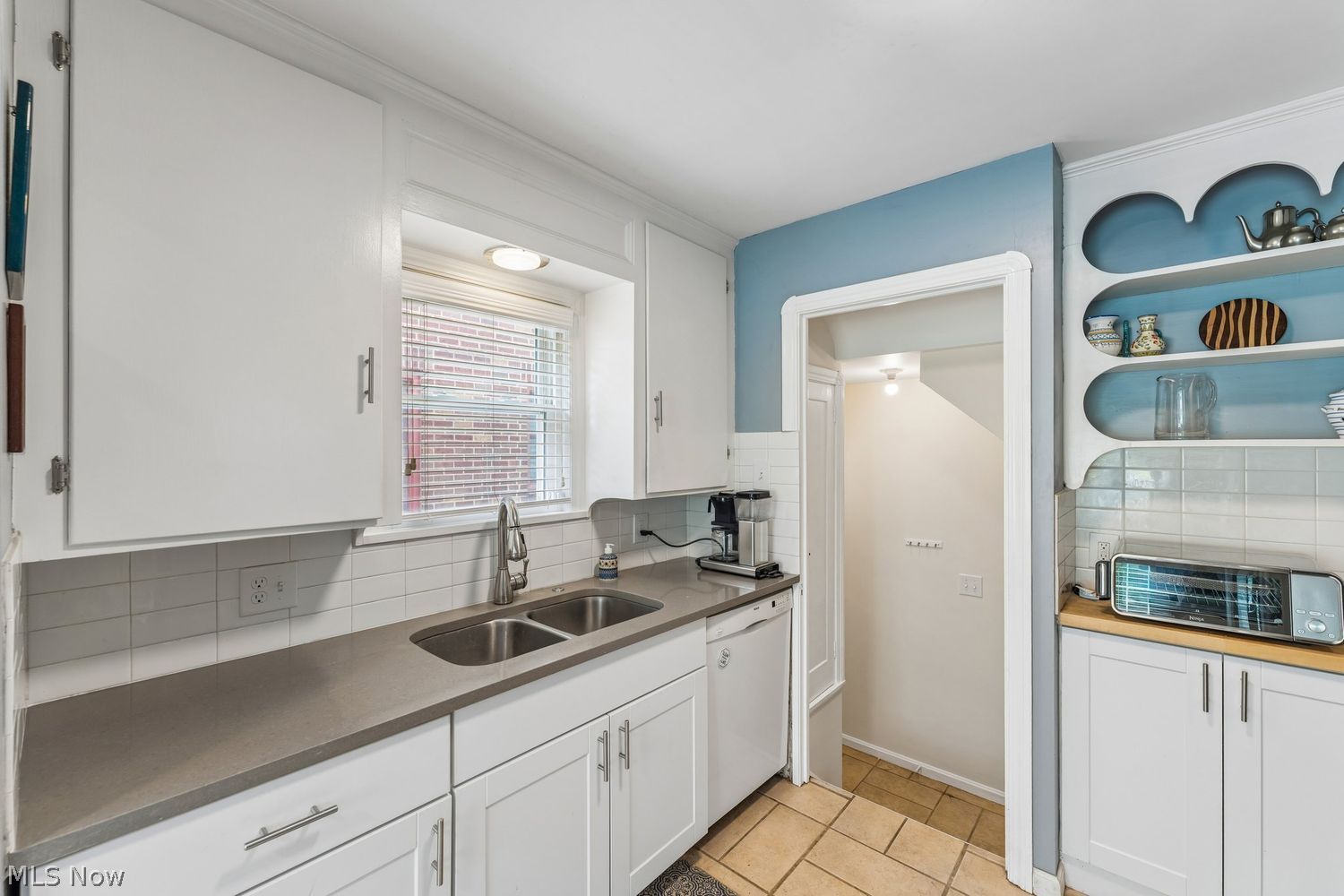 15034 Rosemary Avenue Cleveland OH 44111