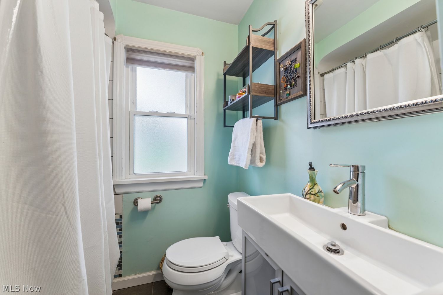 15034 Rosemary Avenue Cleveland OH 44111