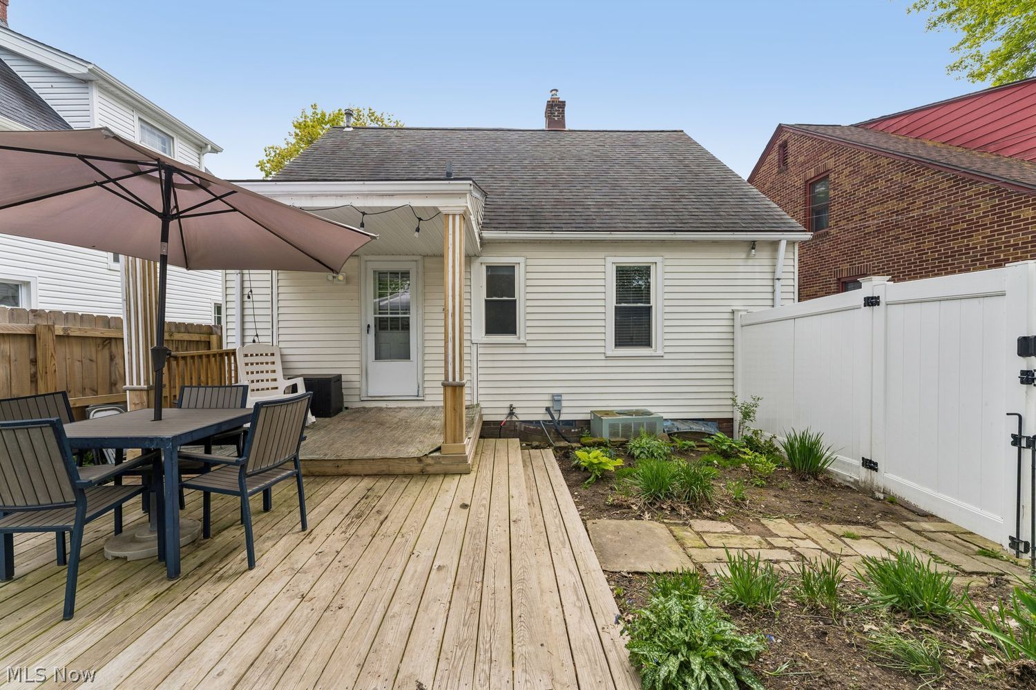 15034 Rosemary Avenue Cleveland OH 44111