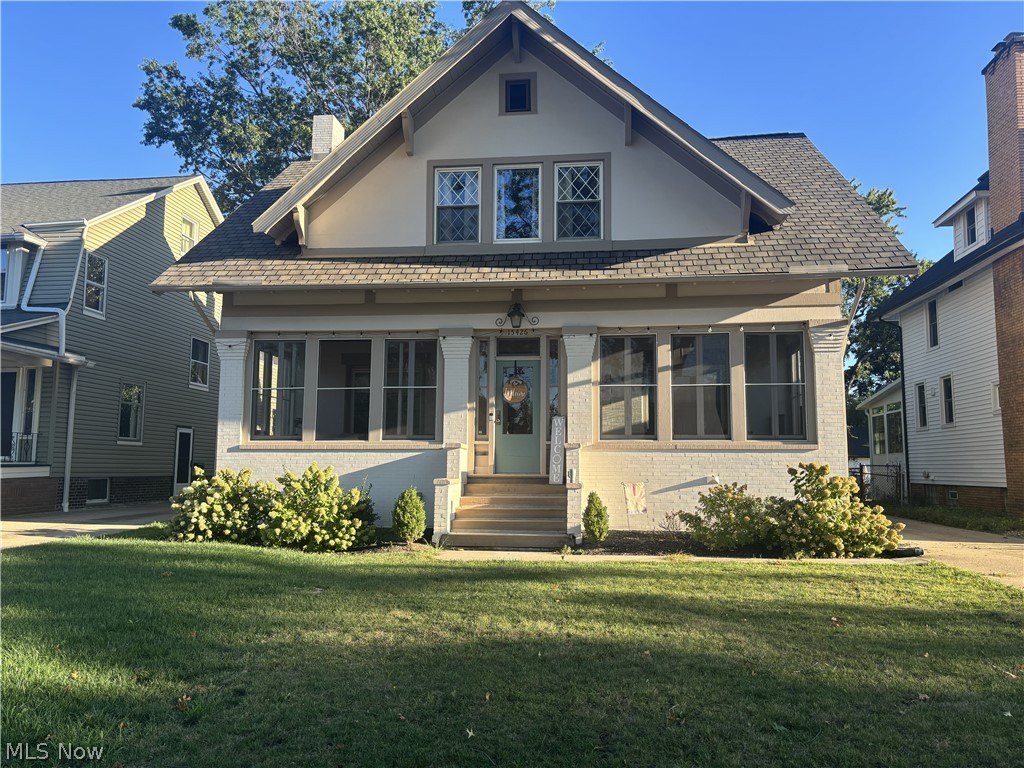 15426 Clifton Boulevard Lakewood OH 44107